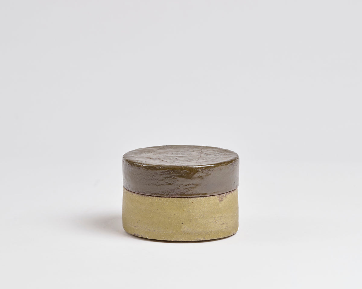 Szilvassy Ceramic Jar 004 - Umber Tenmoku / Redart Yellow (XS)