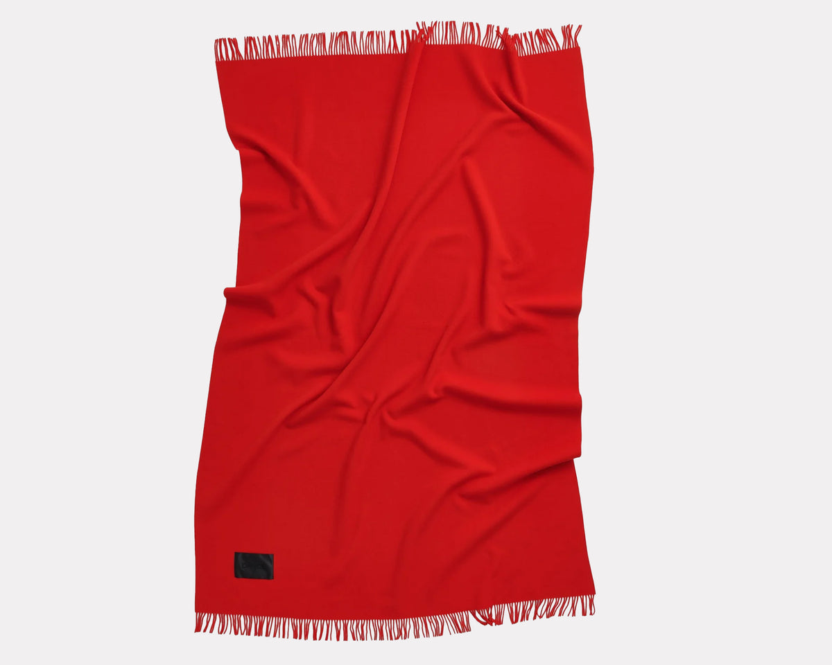 Magniberg Bold Blanket - Carpet Red