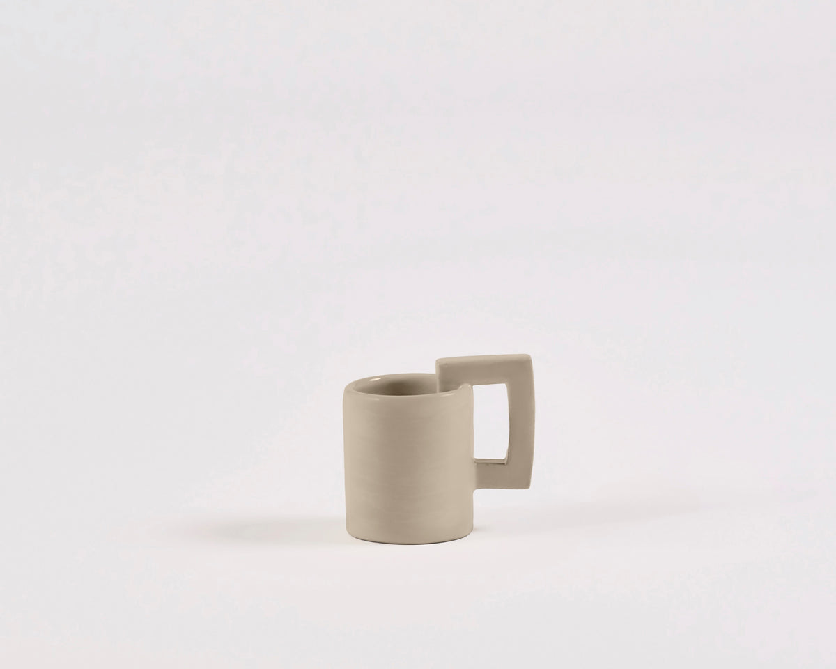 Redduo "D" Mug - Vanilla