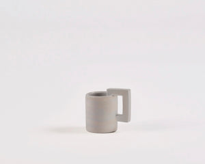 Redduo "D" Mug - Pale Grey
