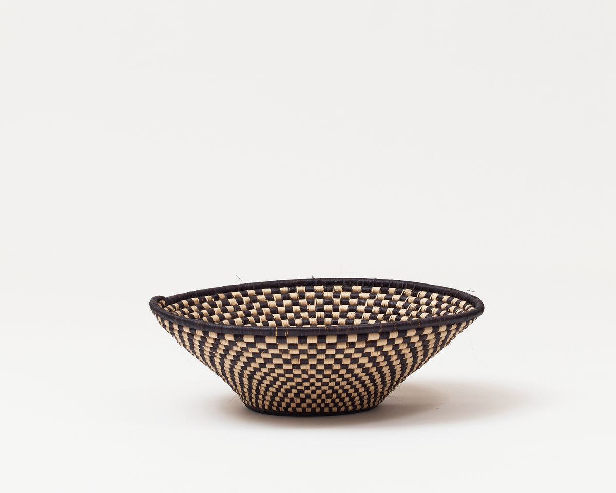 Checkered Bowl Basket