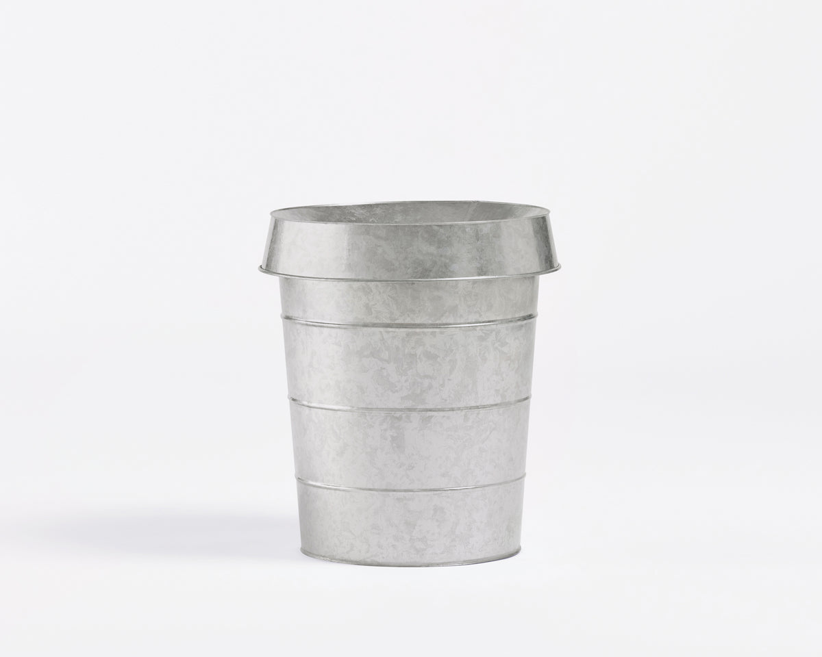 ‘Objetos de Hojalata’ by Fabien Cappello – Waste Paper Bin