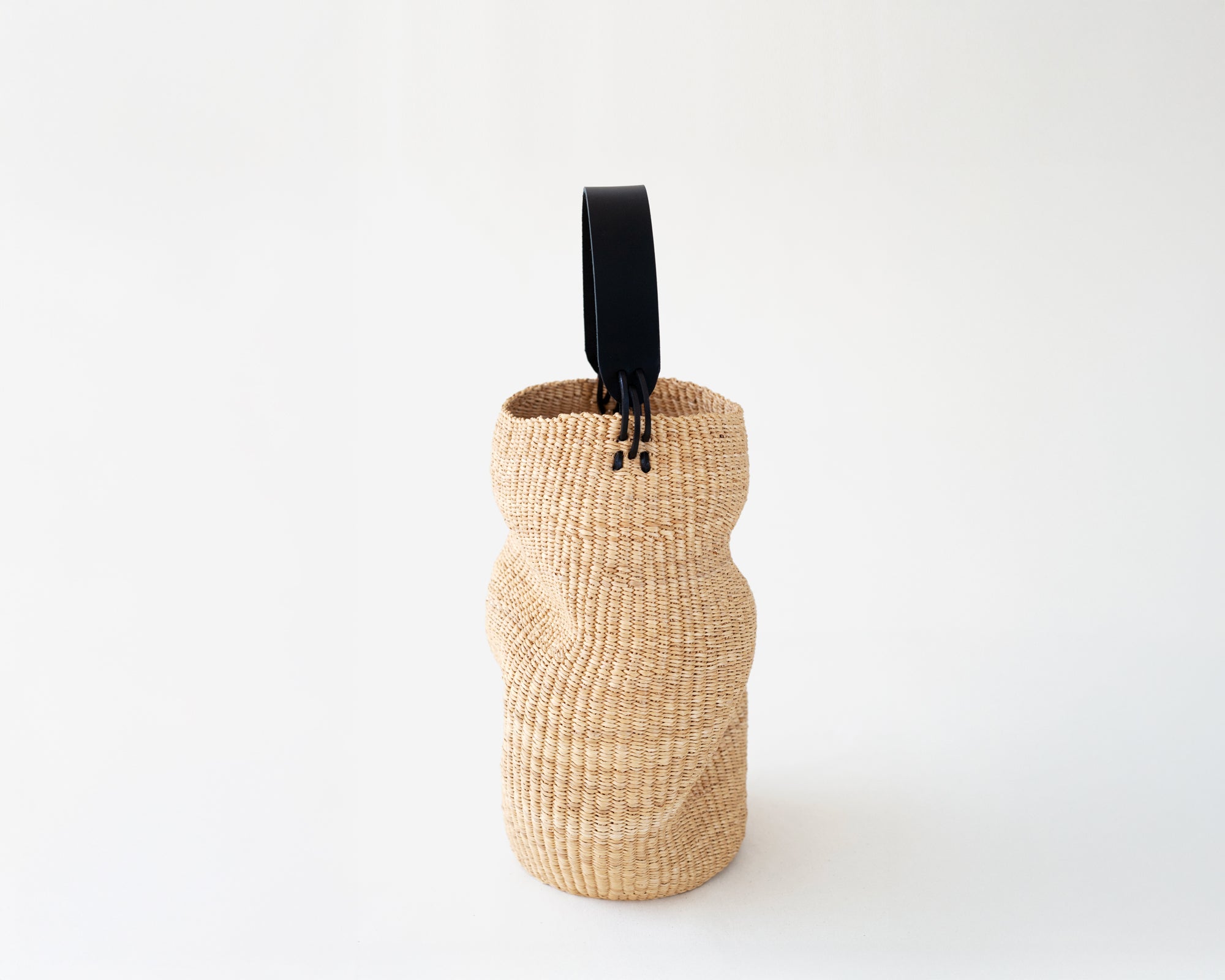 Inès Bressand Akamae Bag - N.40 Pot Froissé