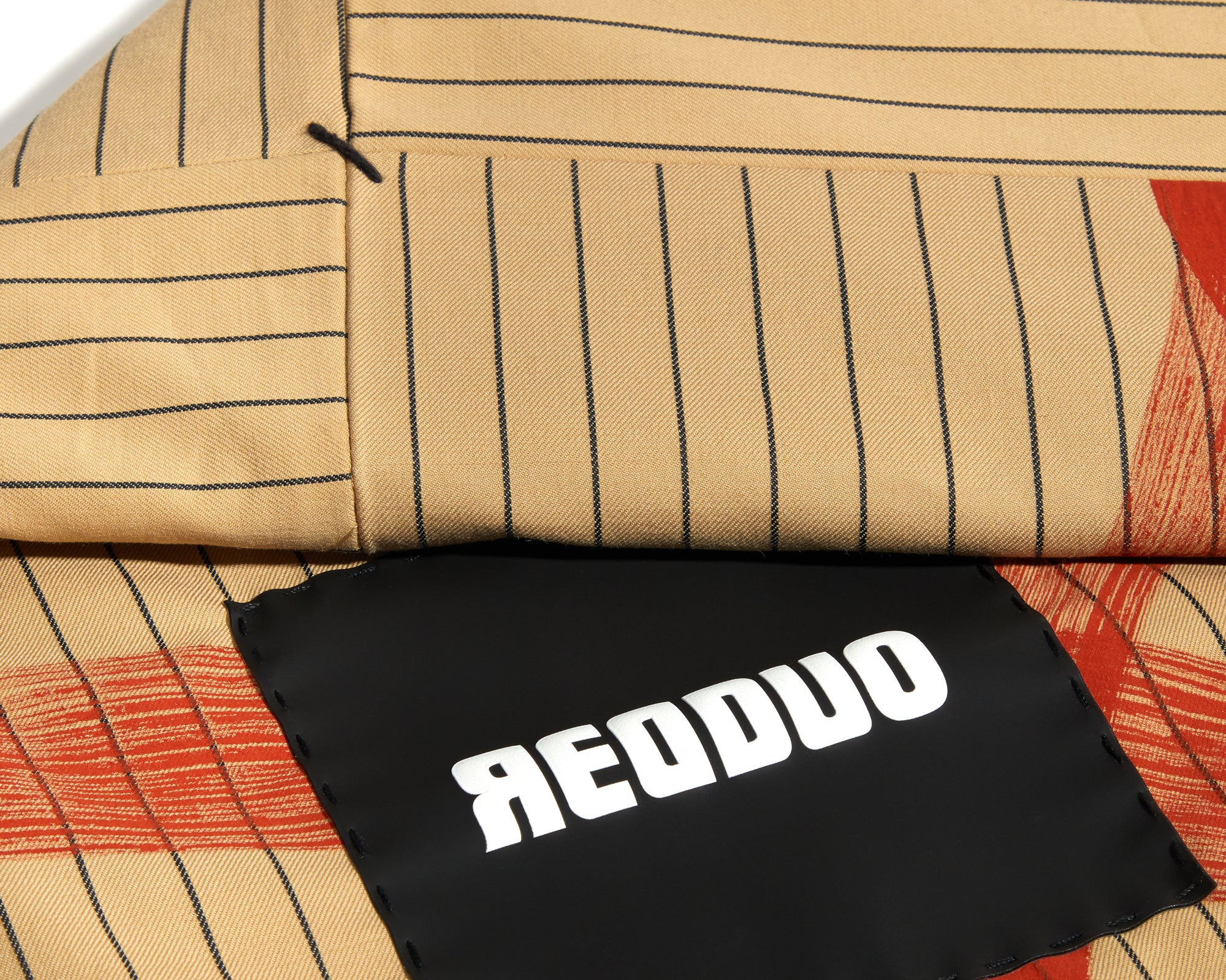 Redduo 'Loads of Lines' Blanket - 012