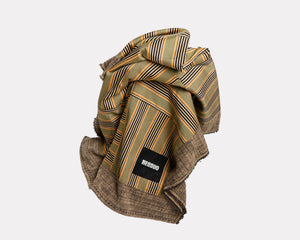 Redduo 'Loads of Lines' Blanket - 006