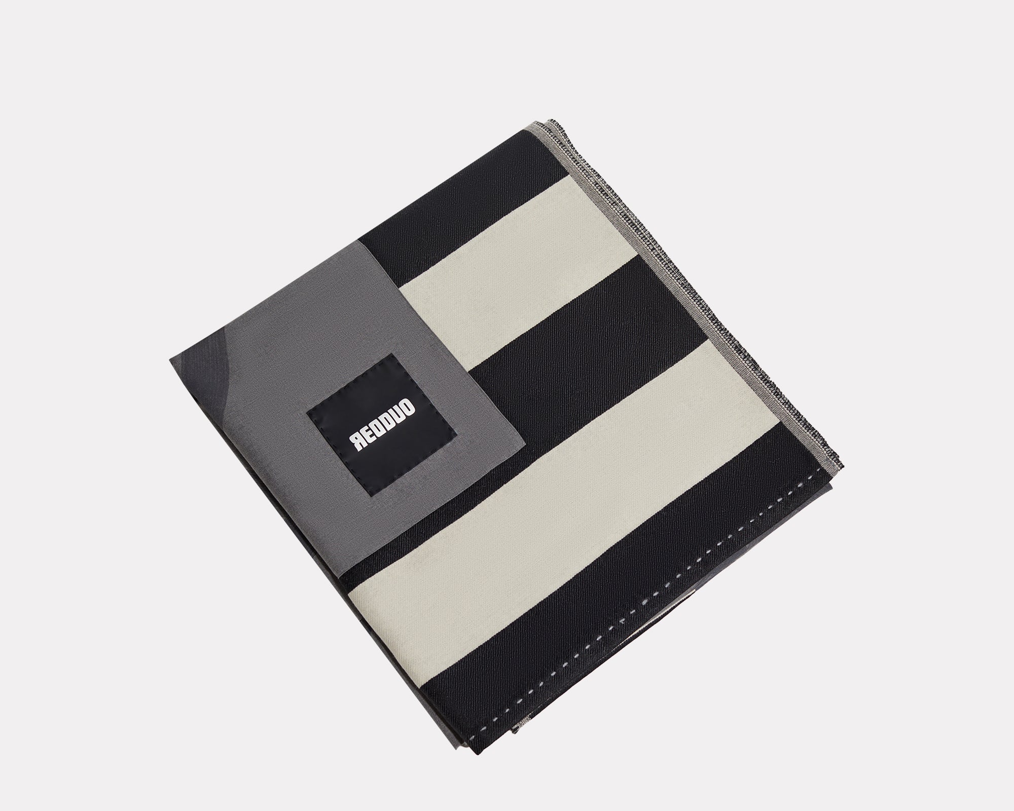 Redduo 'Loads of Lines' Blanket - 015