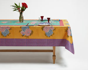 Lisa Corti Tablecloth - Corolla Gold Veronese