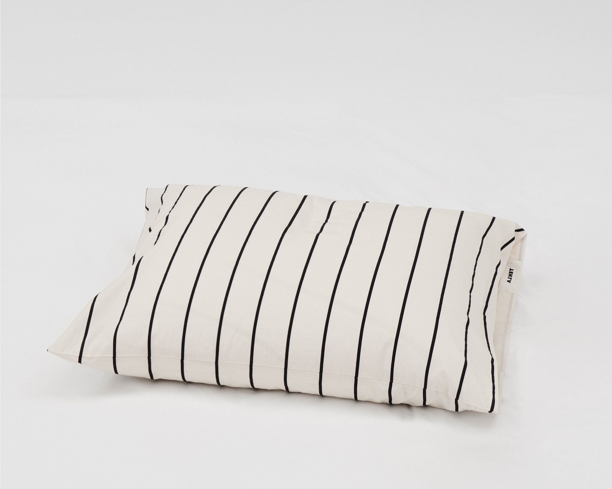 Tekla Cotton Percale Bedding - Shadow Stripes